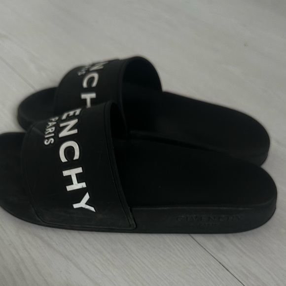 Givenchy Logo Slides Sandals size 35 - Picture 2 of 3